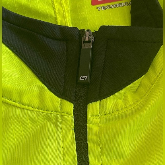 Bellwether Technical Men's Medium Cycling Ultralight Jacket Fluorescent Yellow - Picture 5 of 10